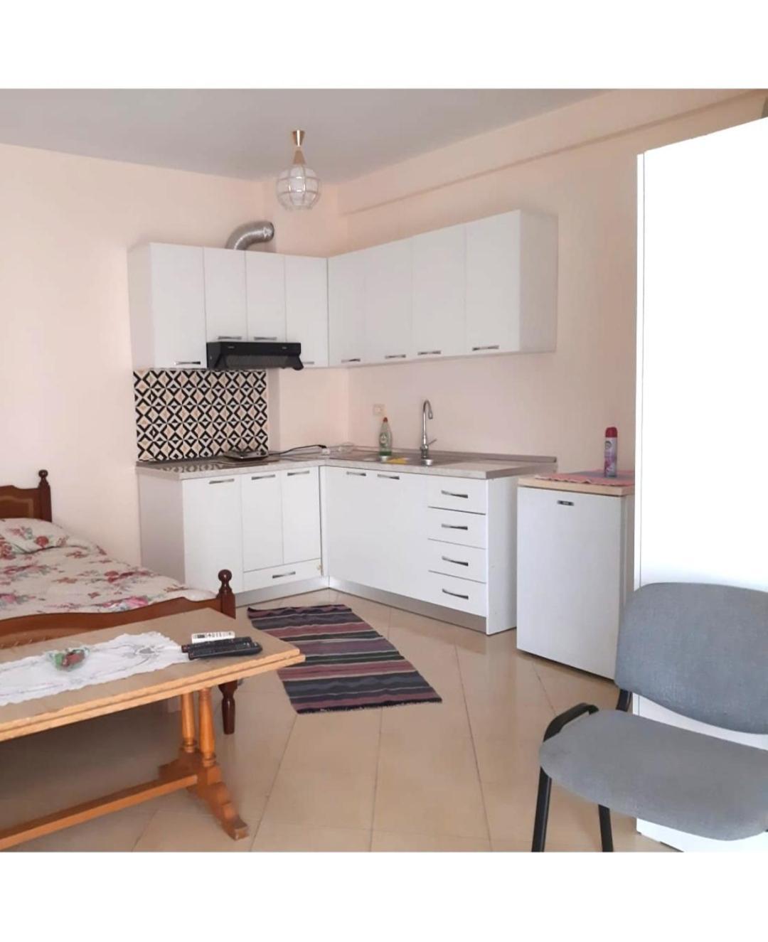 Grazioso Apartamento Arredato A Due Passi Dal Lungomare Vlore Vlorë Exterior foto